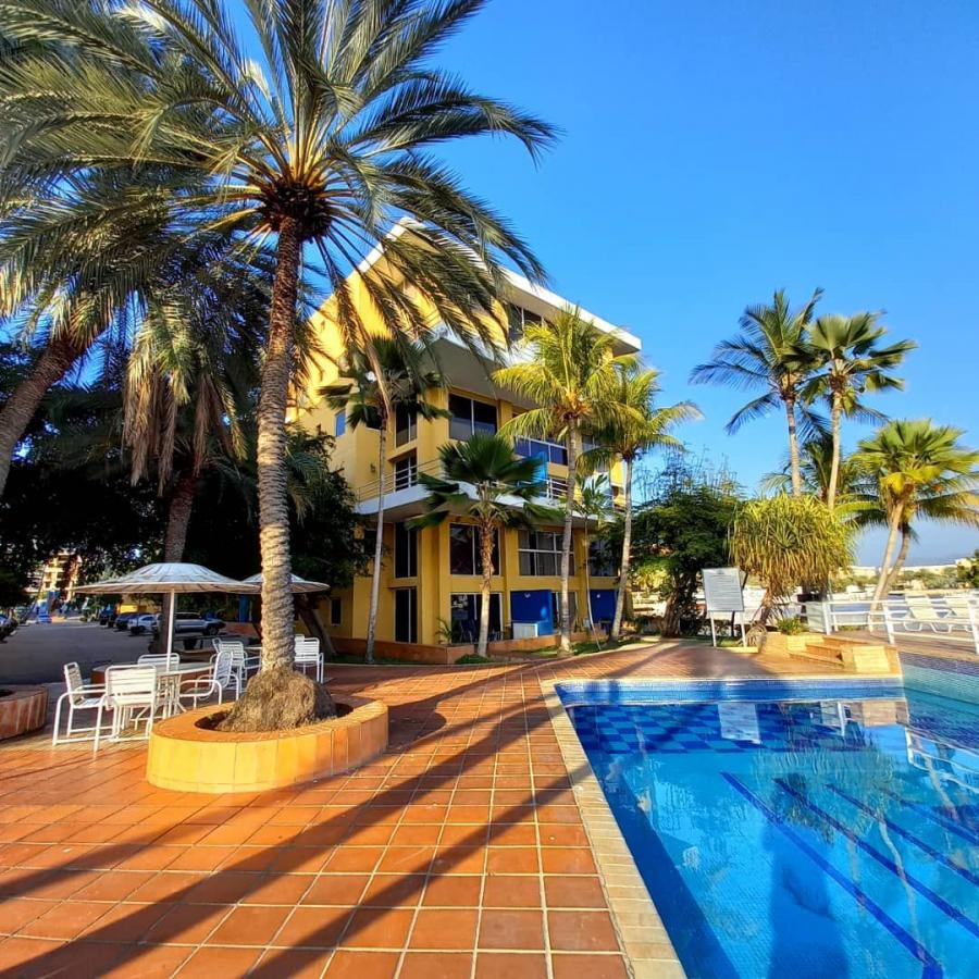 Apartamento en venta Lecheria con vista a los canales navegables - Conjunto Residencial Punta Marina