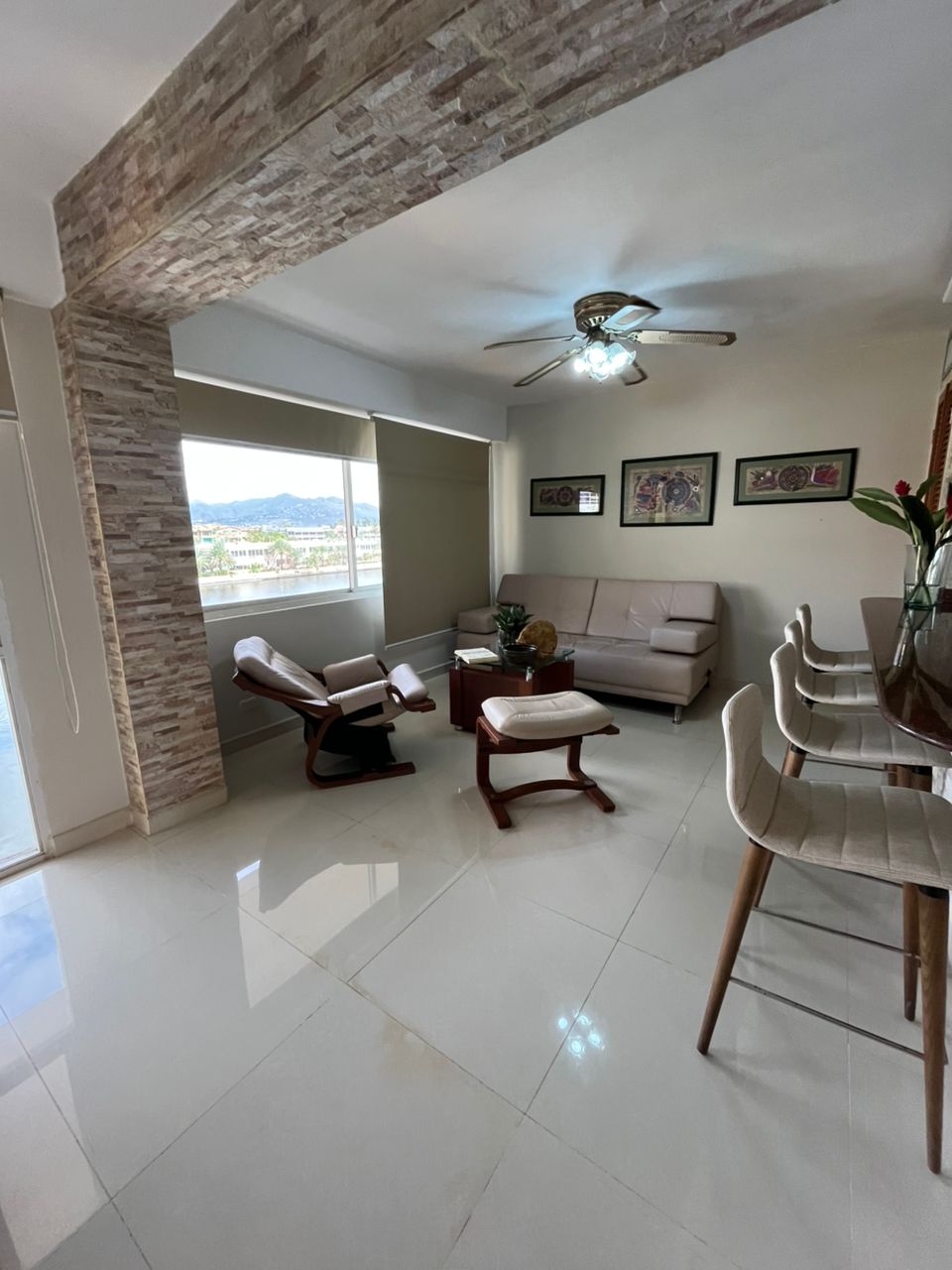 Apartamento en venta Lecheria con vista a los canales navegables - Conjunto Residencial Punta Marina
