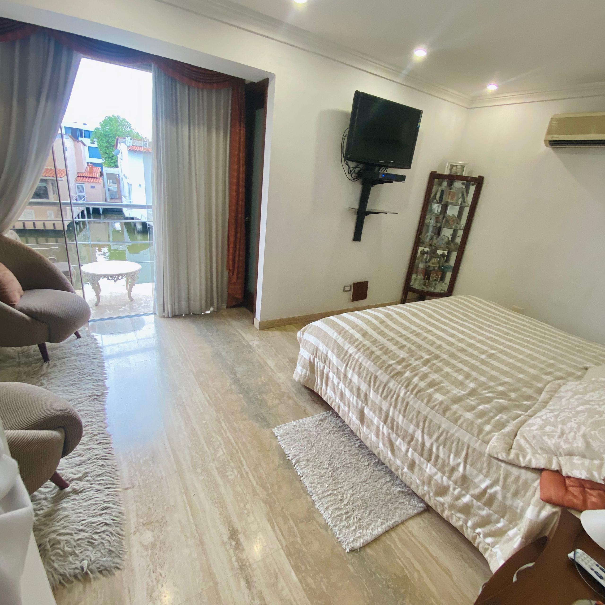 Venta Casa Bote B Lecheria