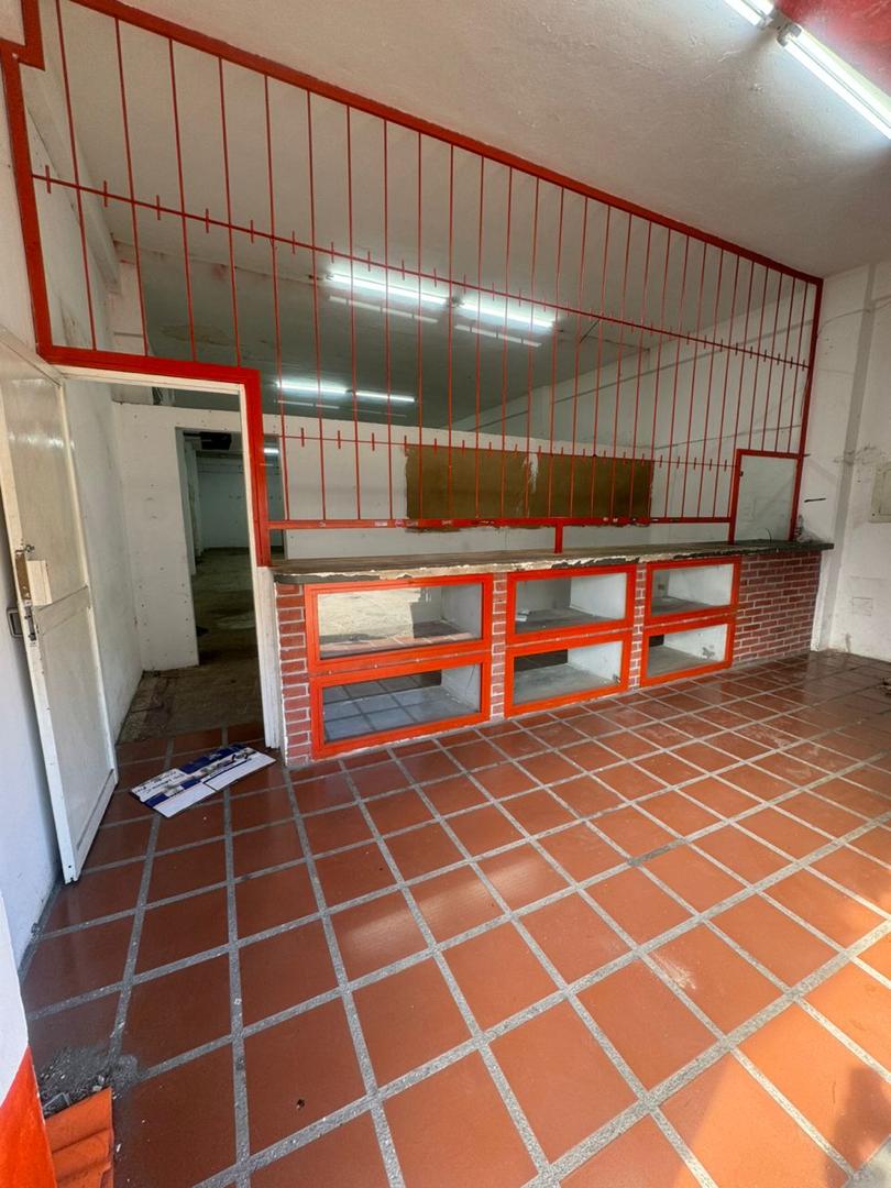 Alquiler Local Comercial e Puerto la Cruz