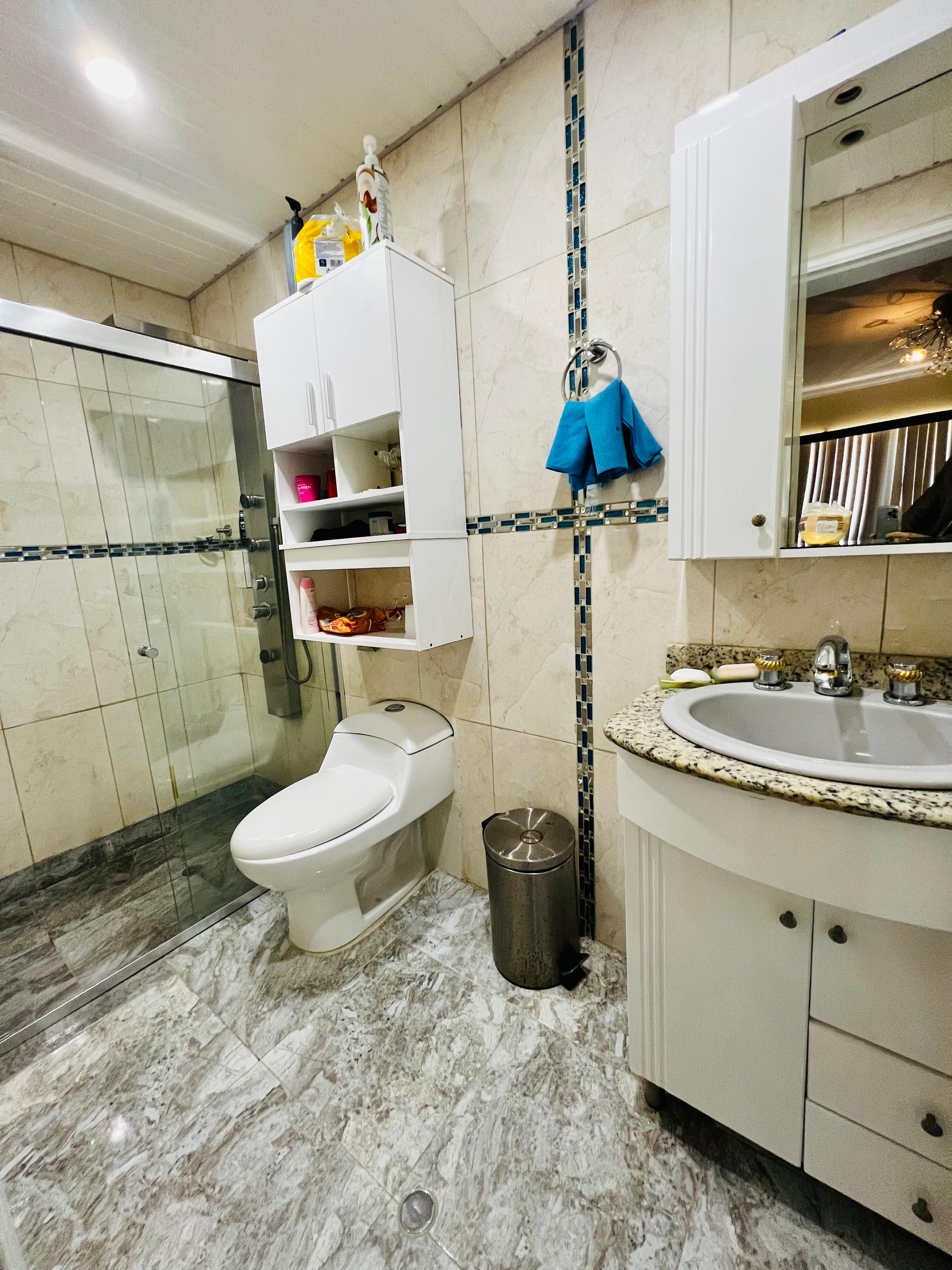 Townhouse en Venta Av. Centurión Nueva Barcelona