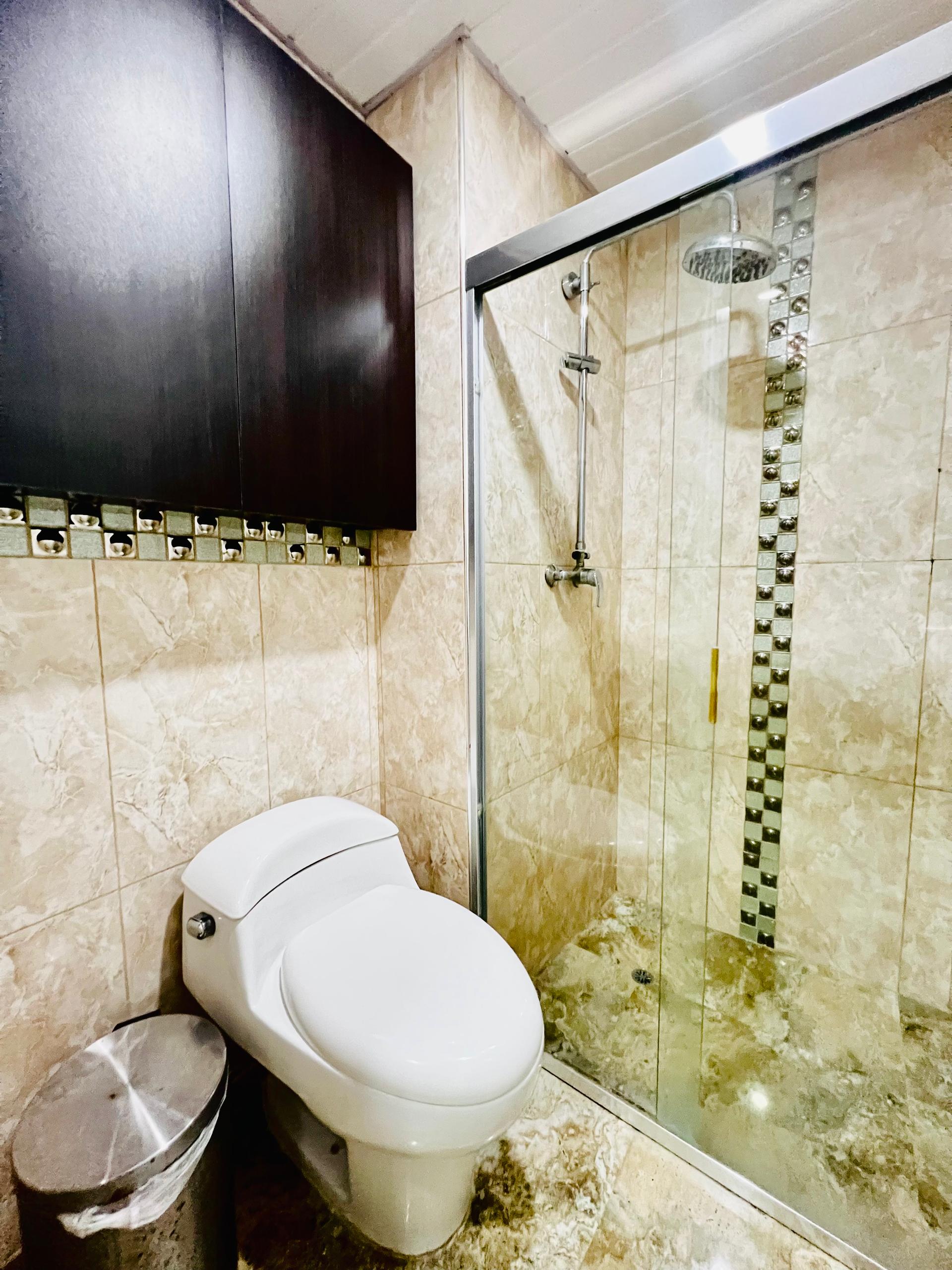 Townhouse en Venta Av. Centurión Nueva Barcelona